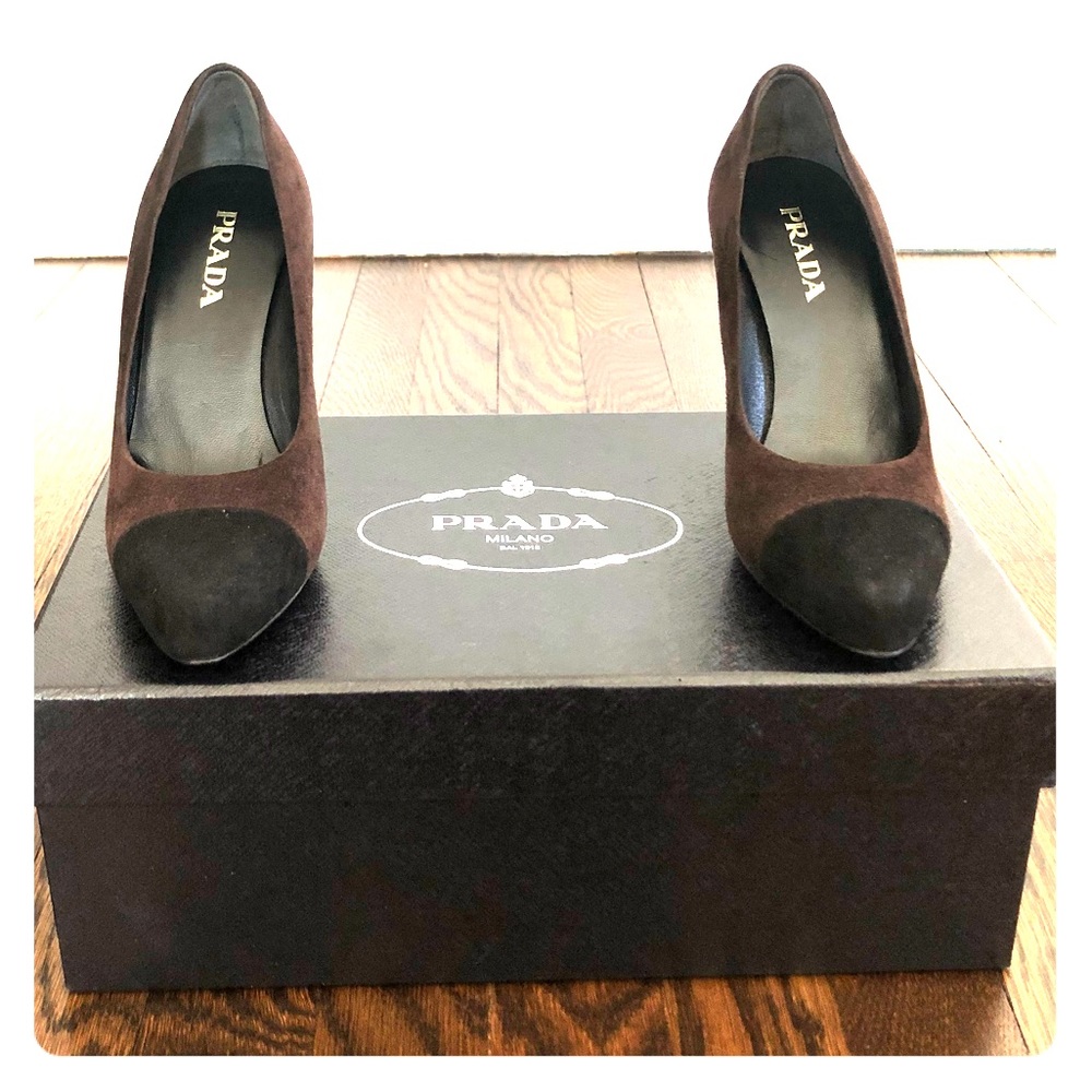 PRADA Black and Brown Suede Pumps
